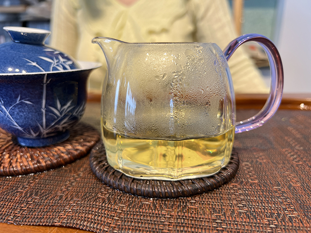 图为2026年勐海雷达山单株挑采古树散料