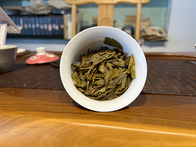 图为蓝版2025摆尾箐古树茶