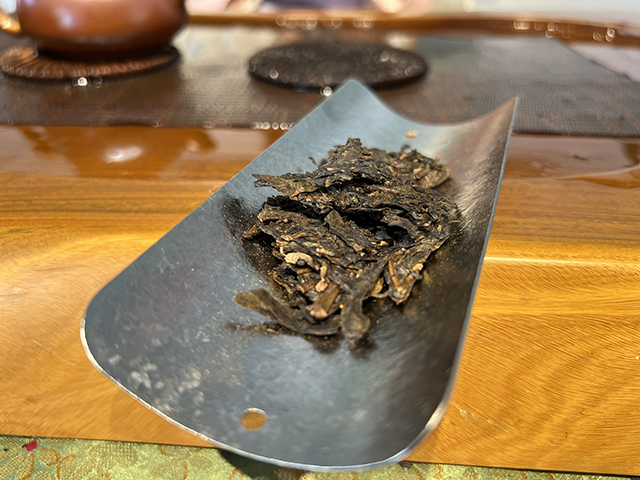 图为2003年商检版310批7542青饼