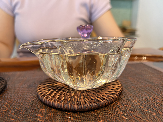 图为蓝版2022摆尾箐古树茶小饼