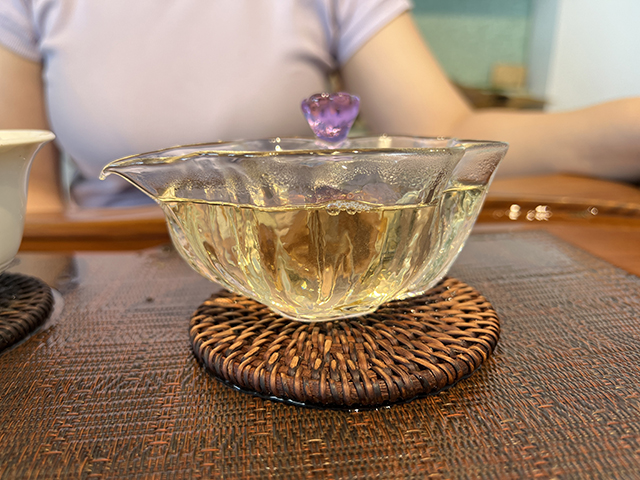 图为蓝版2022摆尾箐古树茶小饼