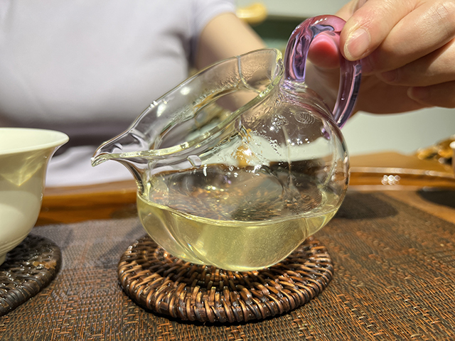 图为2026年广别老寨古树茶散料