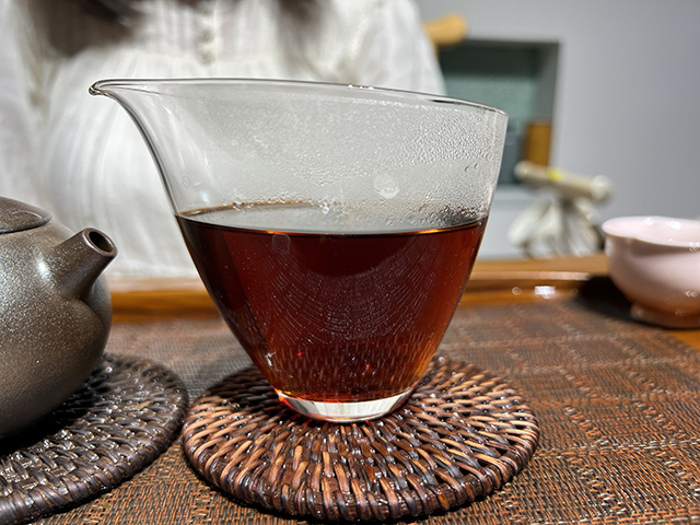 图为昆明仓2003年宫廷熟茶散料