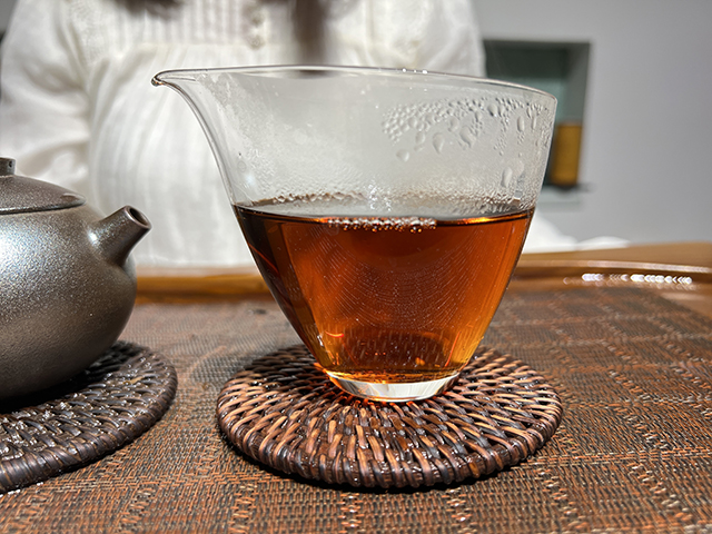 图为昆明仓2003年宫廷熟茶散料