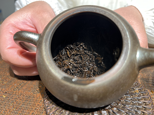 图为昆明仓2003年宫廷熟茶散料