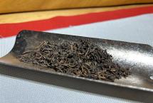 小四位数一公斤！2003年宫廷熟茶散料，老熟茶中的口粮王。