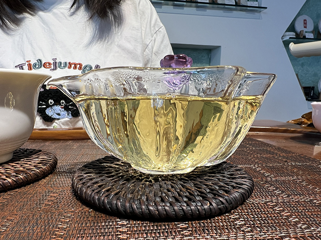 图为私藏红印2018年薄荷塘古树茶