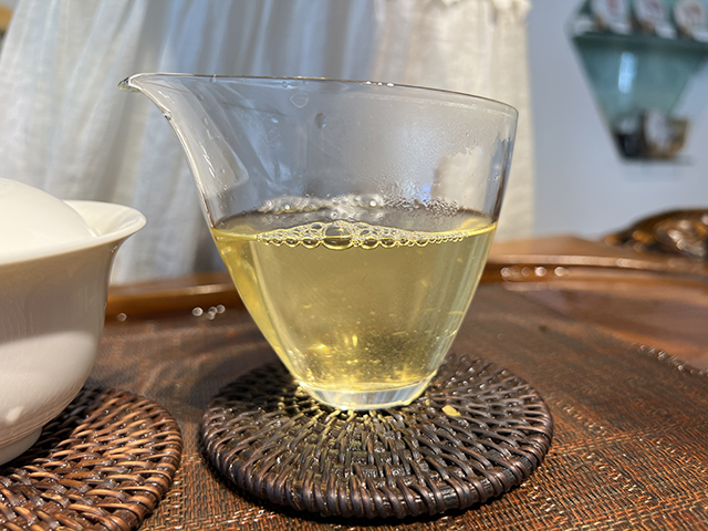 图为2026年邦东绿水塘古树茶散料