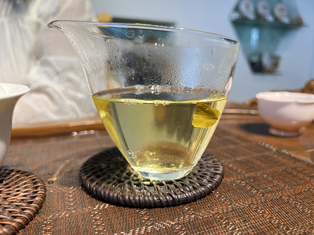 图为2026年邦东绿水塘古树茶散料