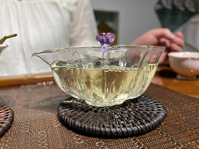 图为2026年镇沅茶山箐古树茶散料