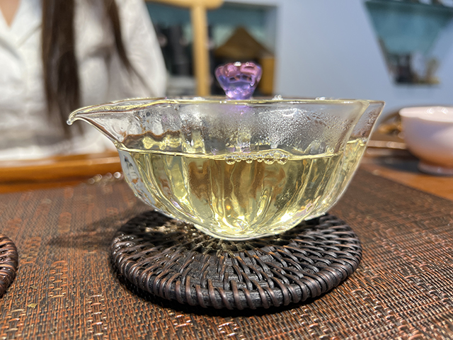 图为2026年邦东草籽地古树茶散料H总样本