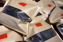 二十余年昆明仓，这款2002年的班章散块老茶，甜润醇厚，气韵通透