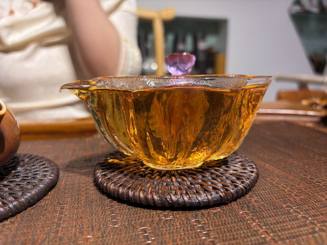 图为昆明茶厂90年代3917青沱