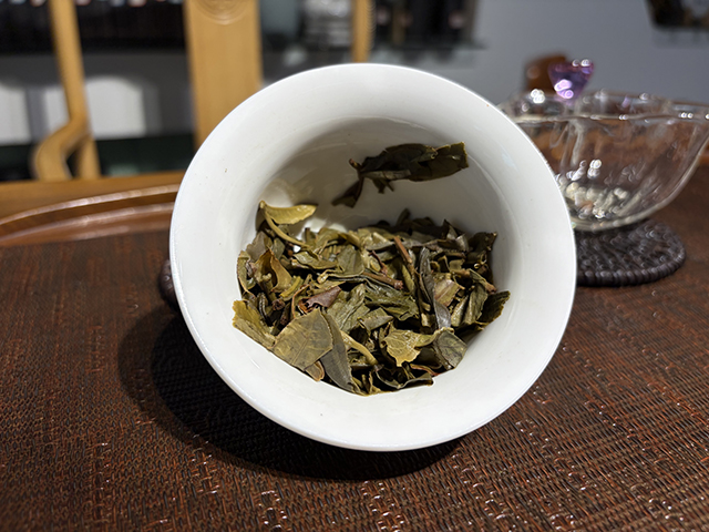 龑王牌蓝版2022薄荷塘挑采古树茶小饼
