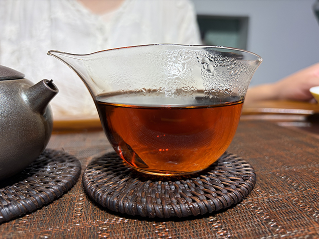 图为私藏茶1999年磨菇沱熟沱
